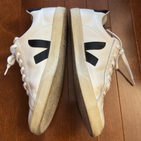 Veja Camp Black/White Sneakers - Picture 3 of 7